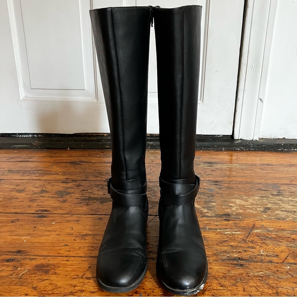 Black riding boots